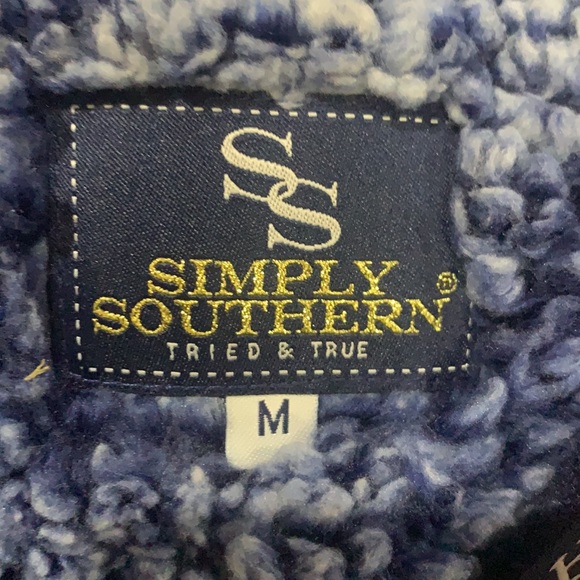 Women’s medium simply southern Sherpa pullover - Picture 2 of 6